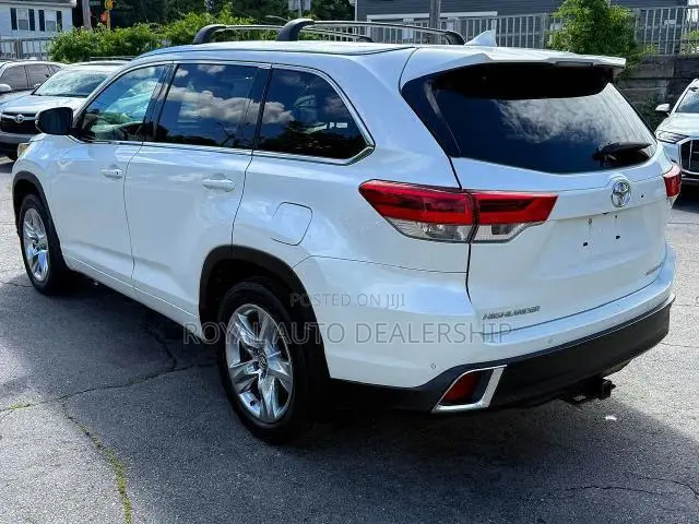 Toyota Highlander 2019 White