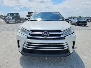 Toyota Highlander 2019 White