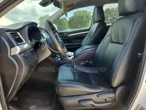 Toyota Highlander 2019 White