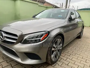 Mercedes-Benz C300 Base C300 RWD Sedan 2019