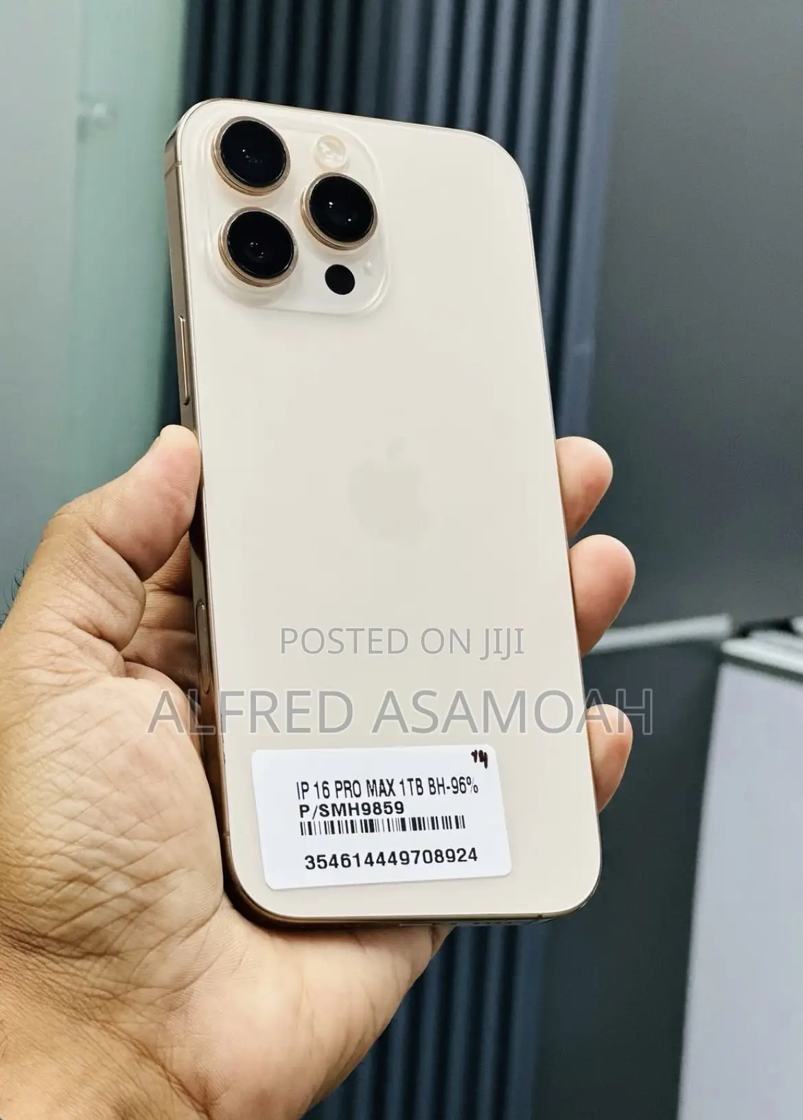 Apple iPhone 16 Pro Max 256 GB Gold