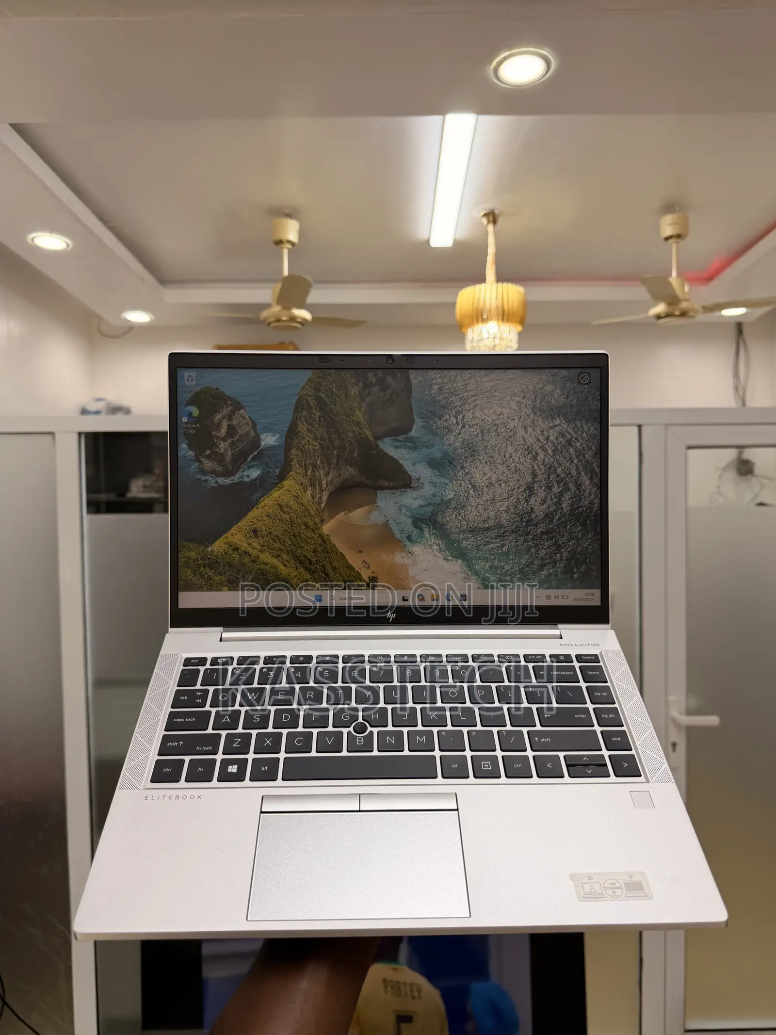 Laptop HP EliteBook 845 G7 8GB AMD Ryzen 5 SSD 256GB