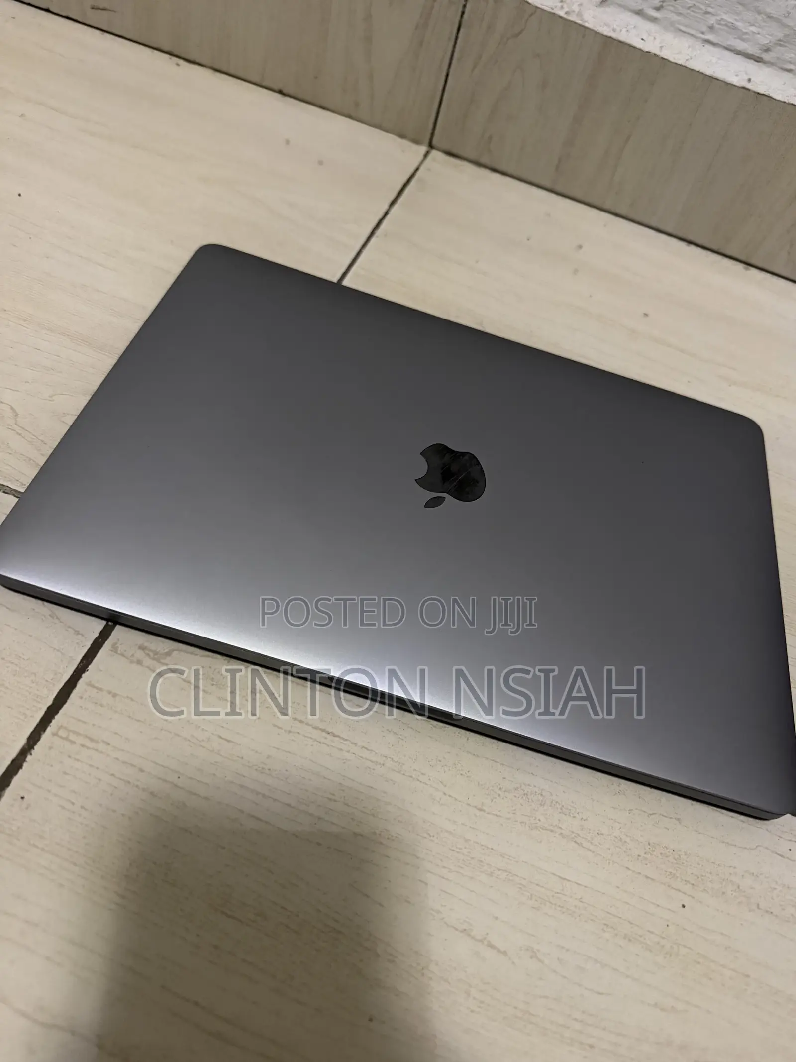 Laptop Apple MacBook Pro 2017 8GB Intel Core i5 SSD 256GB