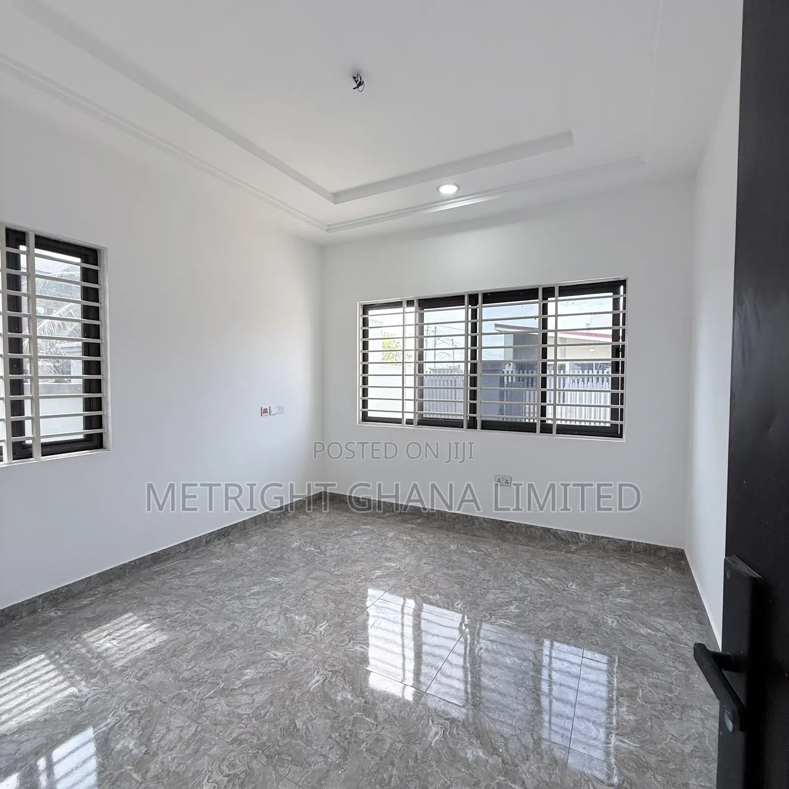 2bdrm House in Metritght Properties, Community 25 for sale