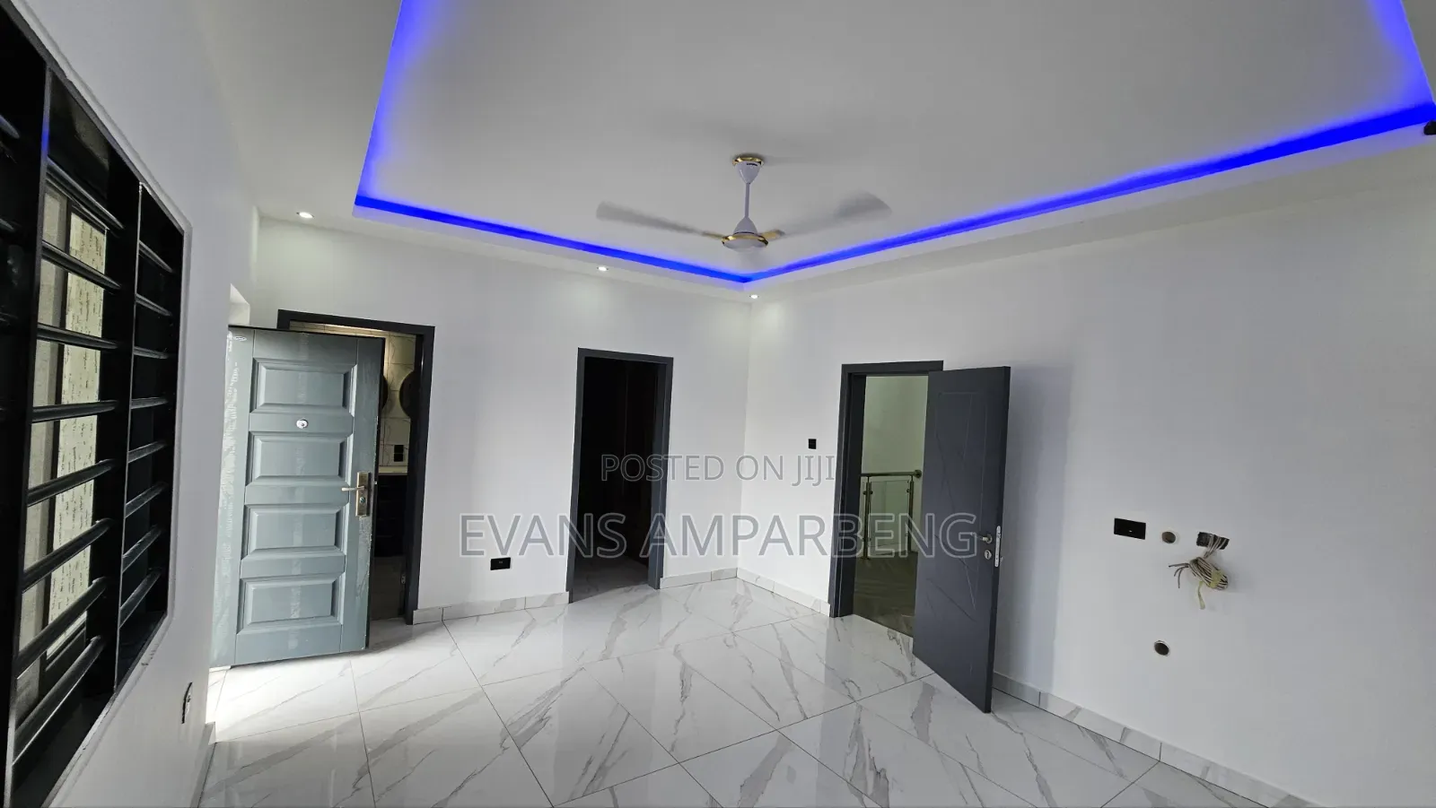 4bdrm Duplex in Lakeside Estate for sale