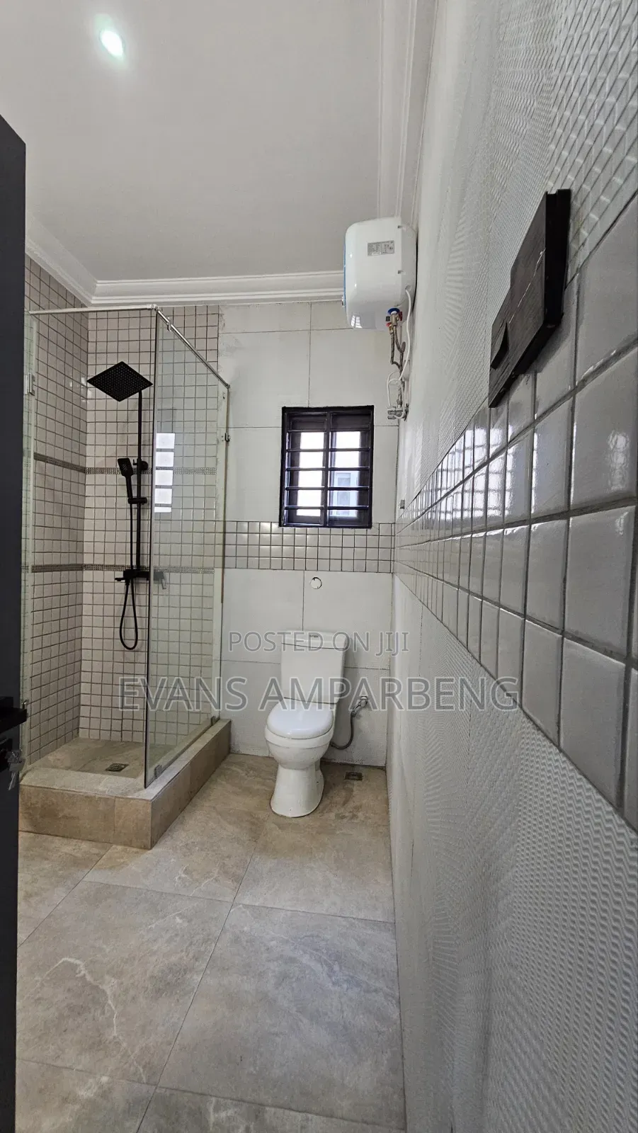 4bdrm Duplex in Lakeside Estate for sale