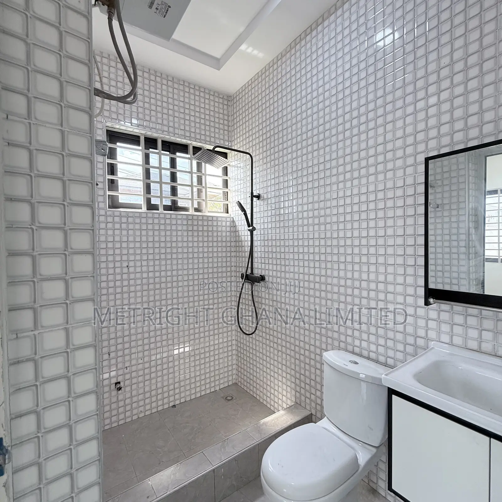2bdrm House in Metritght Properties, Community 25 for sale