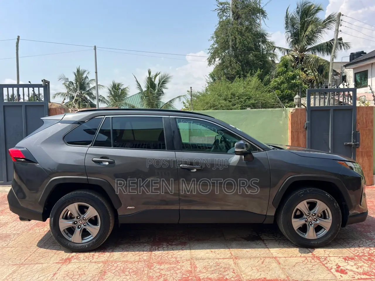 Toyota RAV4 XLE Premium 2022
