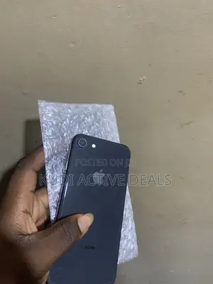 Apple iPhone 8 64 GB Black