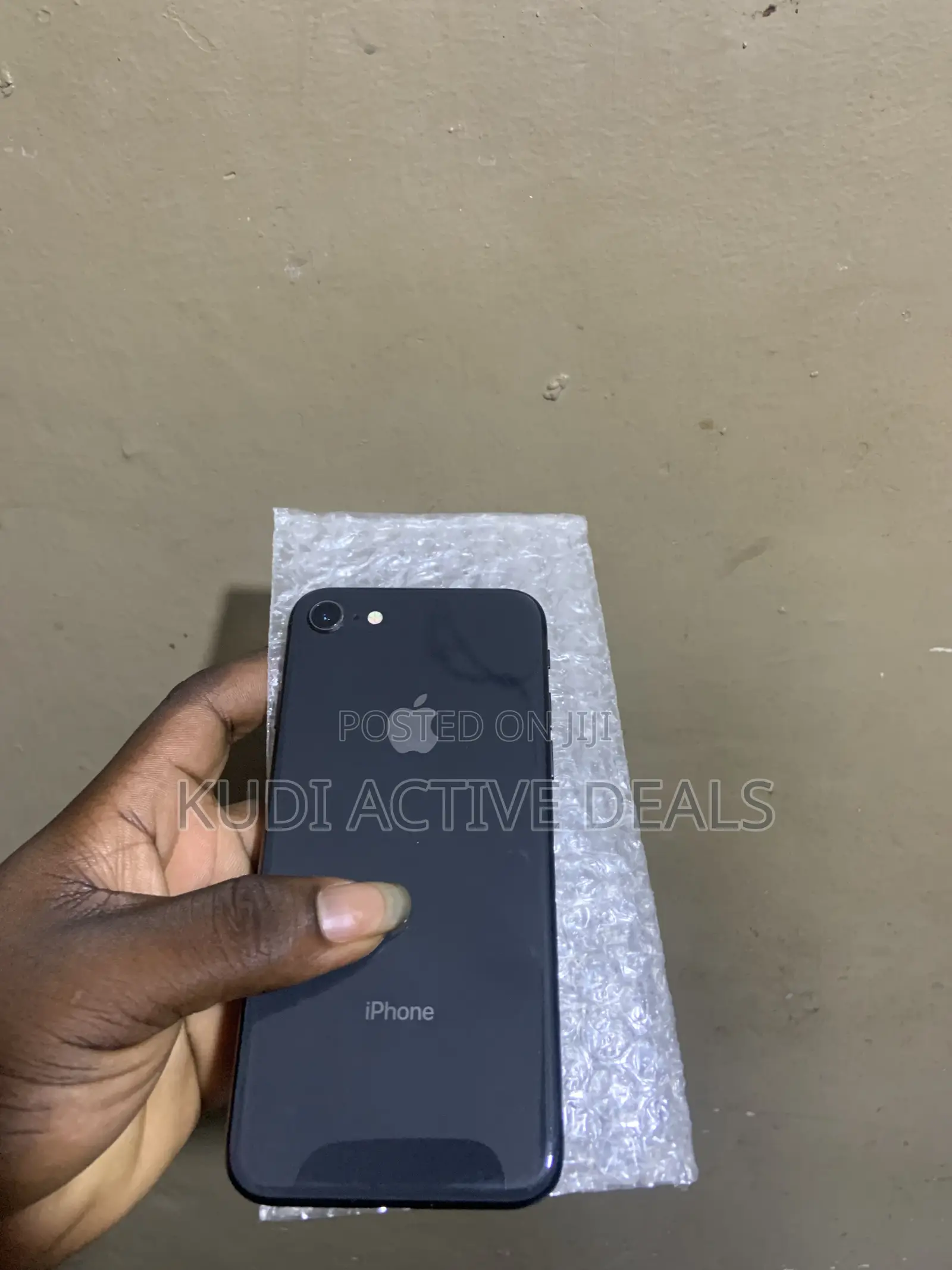 Apple iPhone 8 64 GB Black