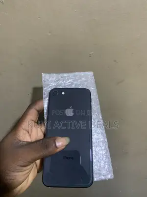 Apple iPhone 8 64 GB Black