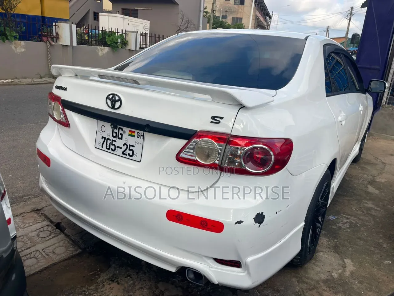 Toyota Corolla 2013 White