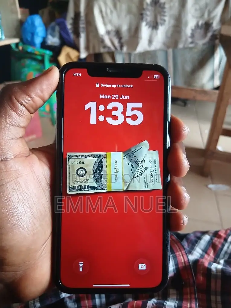 Apple iPhone 11 64 GB Black