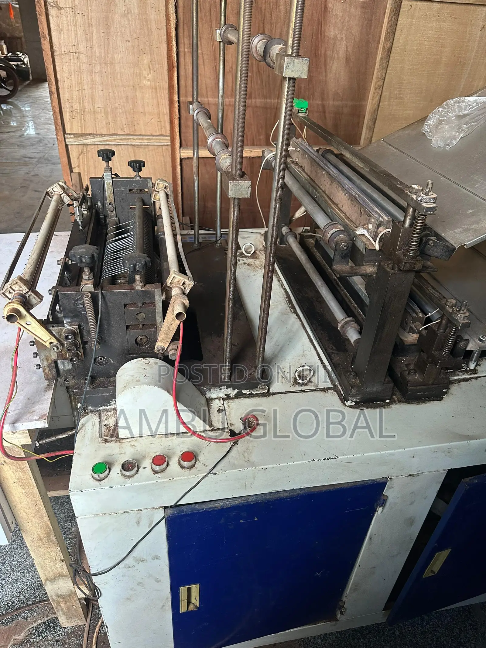Automatic Two Lines Hi-Speed Plastic Bag Sealing and Cutting Machine