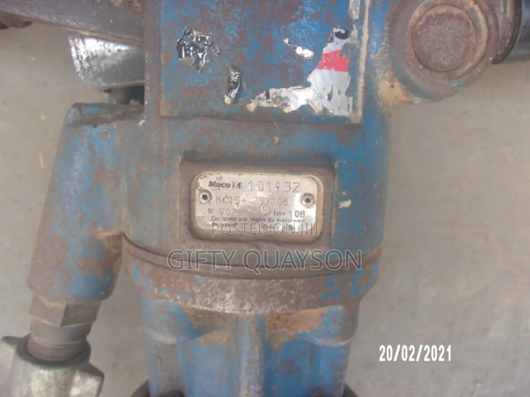 Pneumatic Hammer