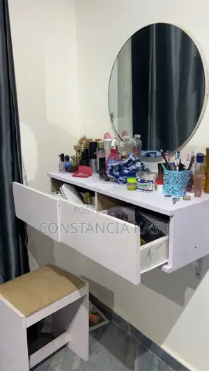 Dresser Set