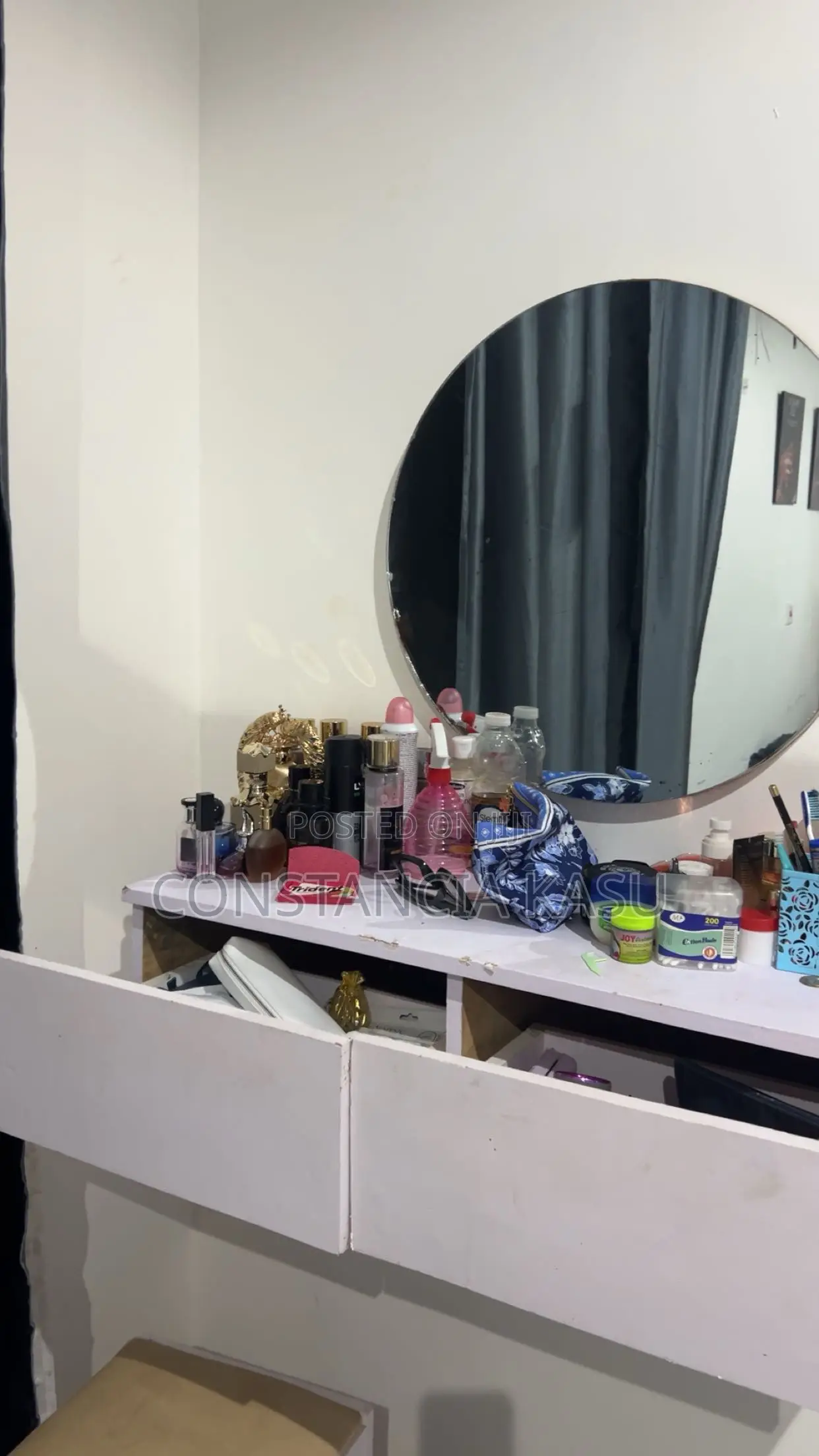 Dresser Set