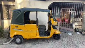 TVS King Deluxe Plus iTouch Start 2025 Yellow