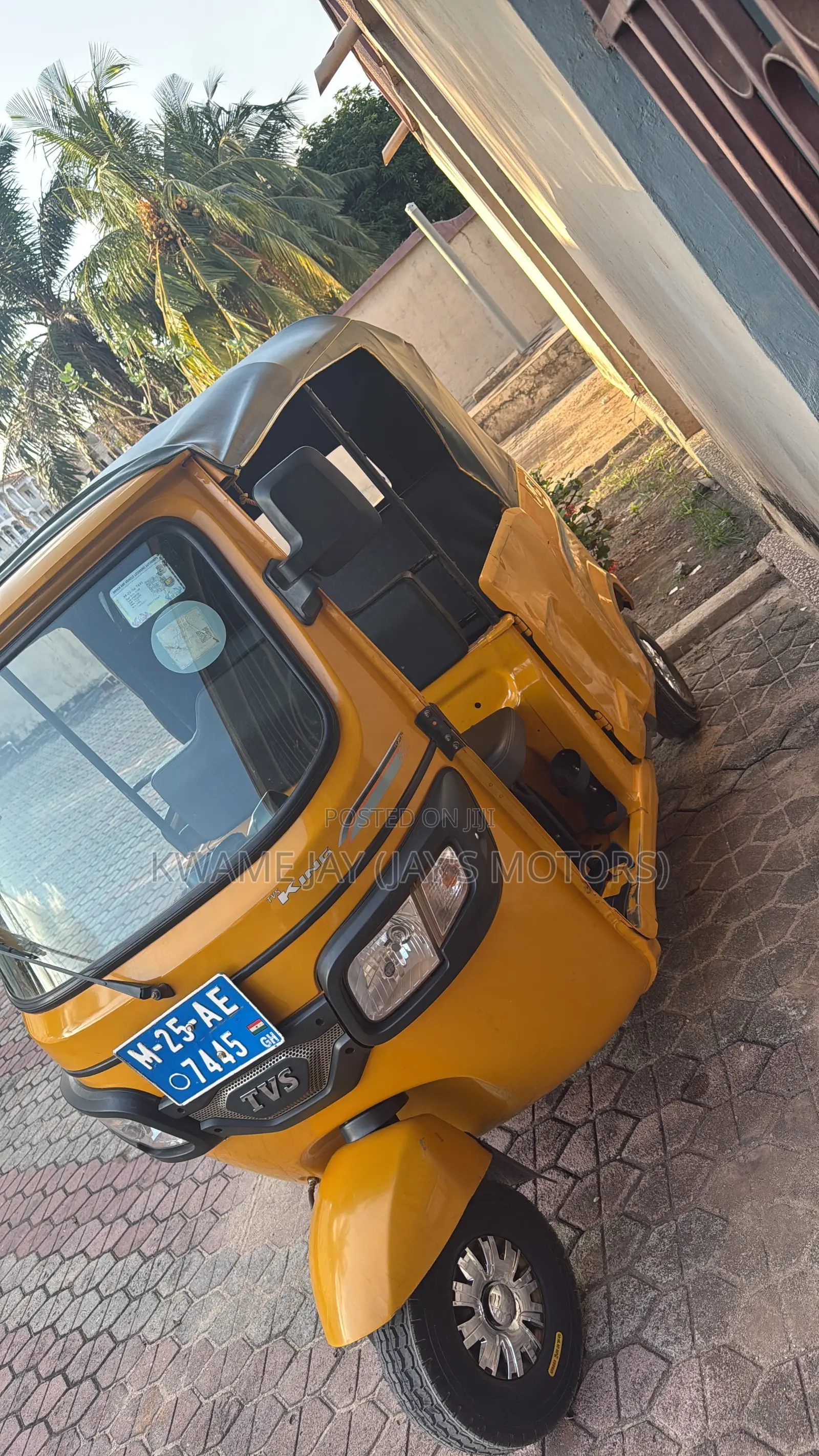 TVS King Deluxe Plus iTouch Start 2025 Yellow