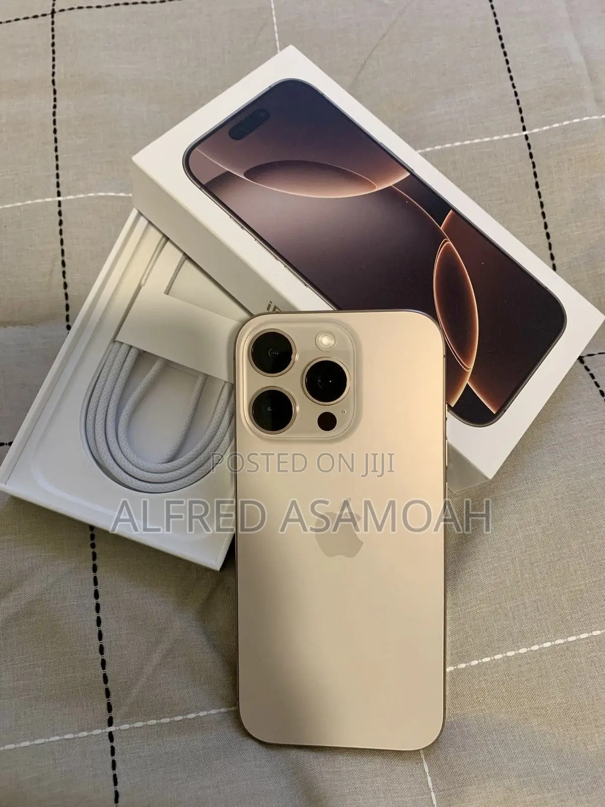 Apple iPhone 16 Pro Max 256 GB Gold