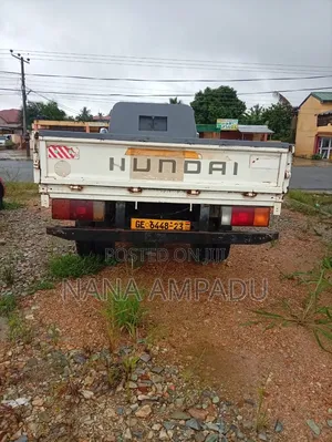 Hyundai Mighty 2