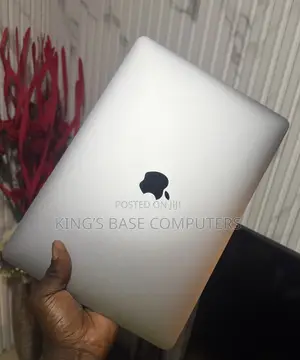 Laptop Apple MacBook Pro 2020 16GB Intel Core i7 SSD 512GB