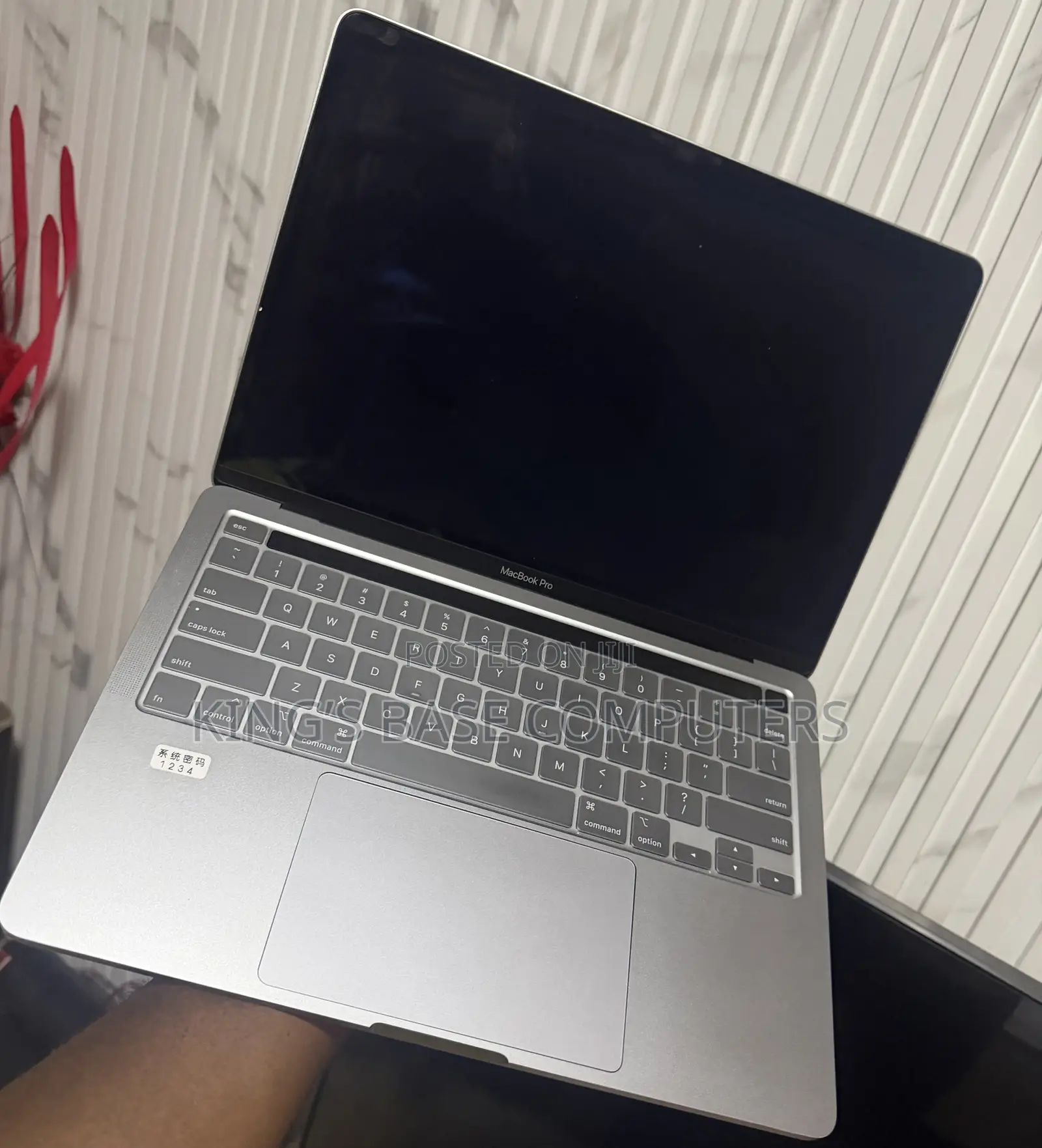 Laptop Apple MacBook Pro 2020 16GB Intel Core i7 SSD 512GB