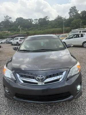 Toyota Corolla 2013 Black