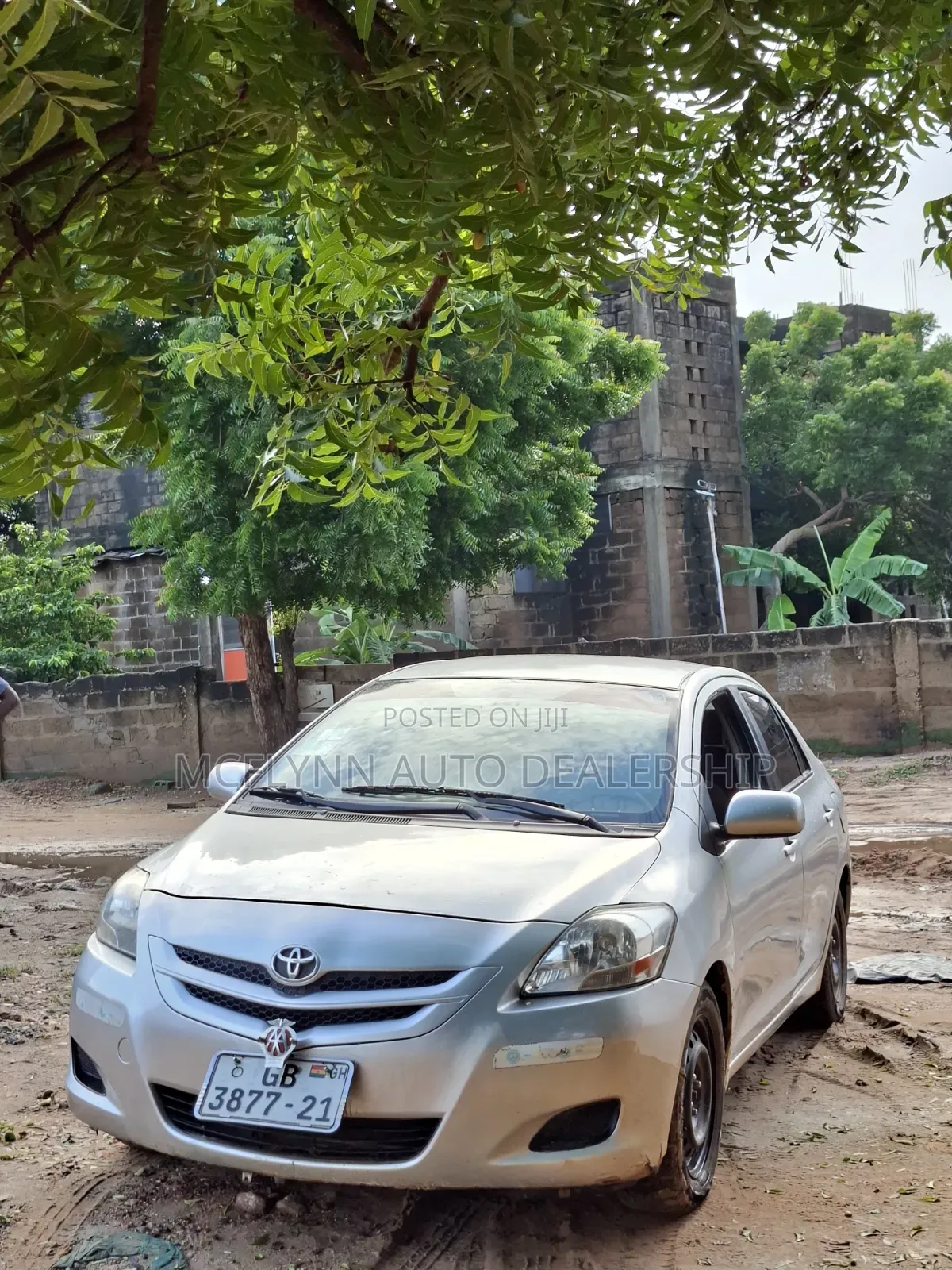 Toyota Yaris 2012 Silver
