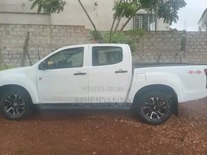 Isuzu D-MAX 2017 White