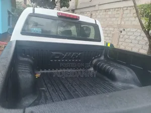 Isuzu D-MAX 2017 White