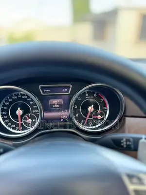 Mercedes-Benz GL-Class GL63 AMG 4dr SUV AWD (5.5L 8cyl Turbo 7A) 2015