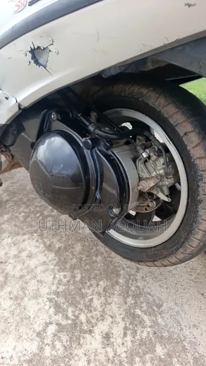 Suzuki Burgman 2024 Silver