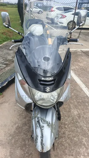 Suzuki Burgman 2024 Silver