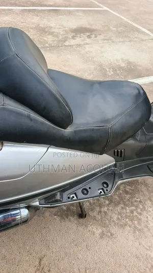 Suzuki Burgman 2024 Silver