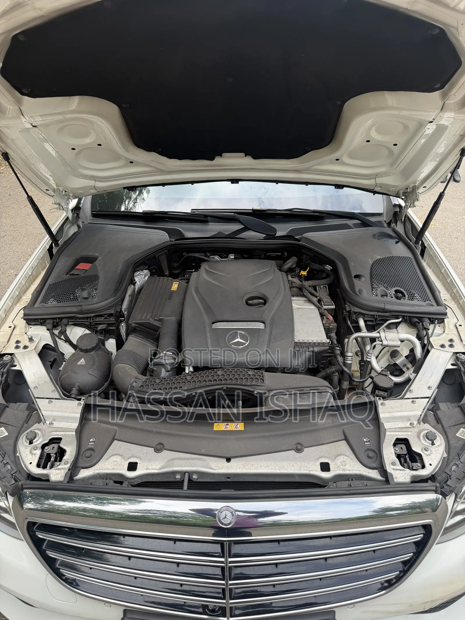 Mercedes-Benz E300 2017 White