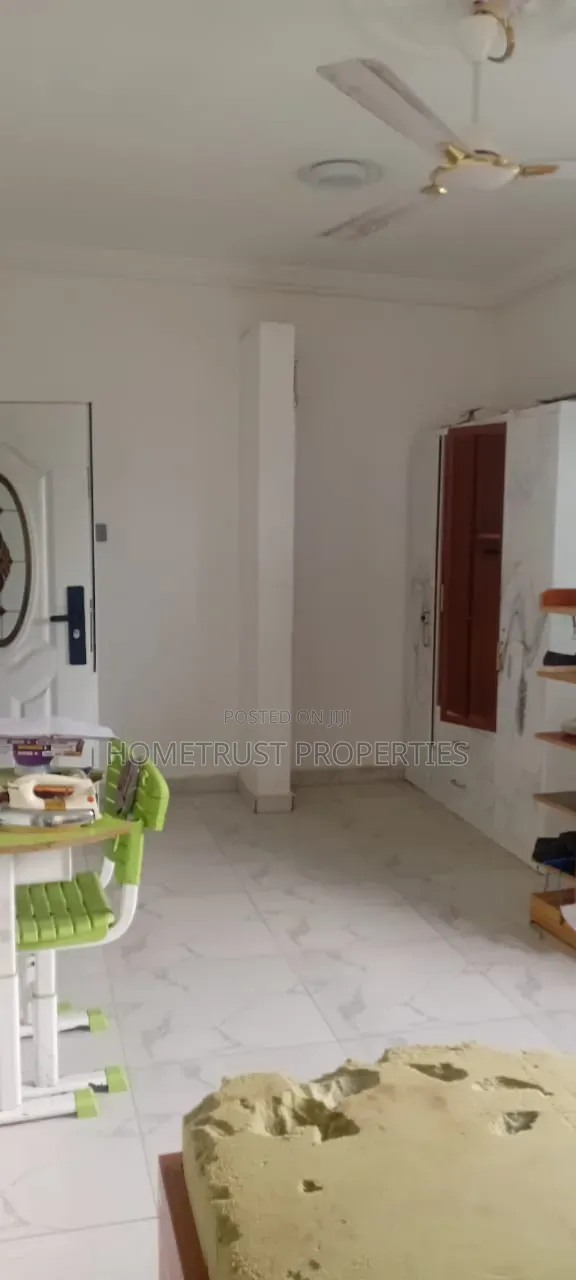5bdrm Duplex in Achimota Tantra, Mile 7 for rent