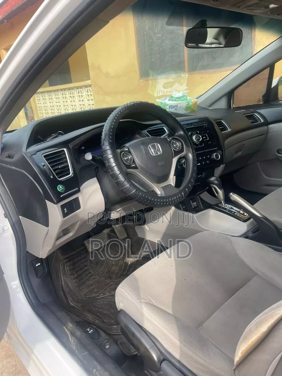 Honda Civic 2013 White