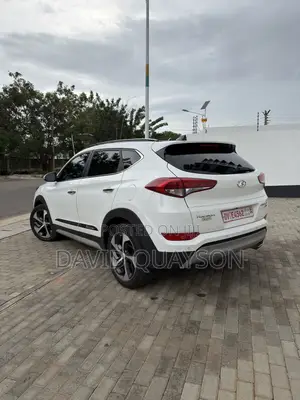 Hyundai Tucson 2018 White