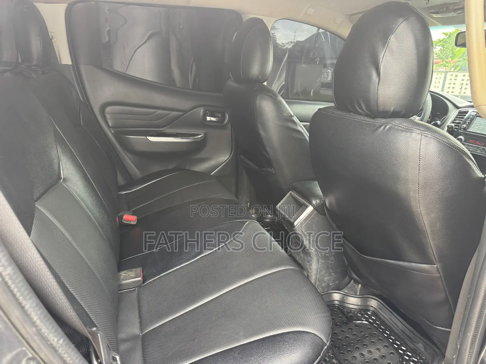 Mitsubishi L200 Double Cab 2.4 181hp 4WD 2020 Gray