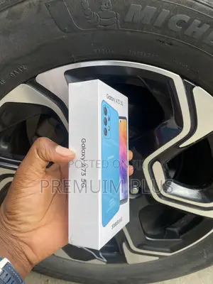 New Samsung Galaxy A73 5G 256 GB Blue