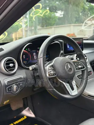 Mercedes-Benz C300 2020 Black