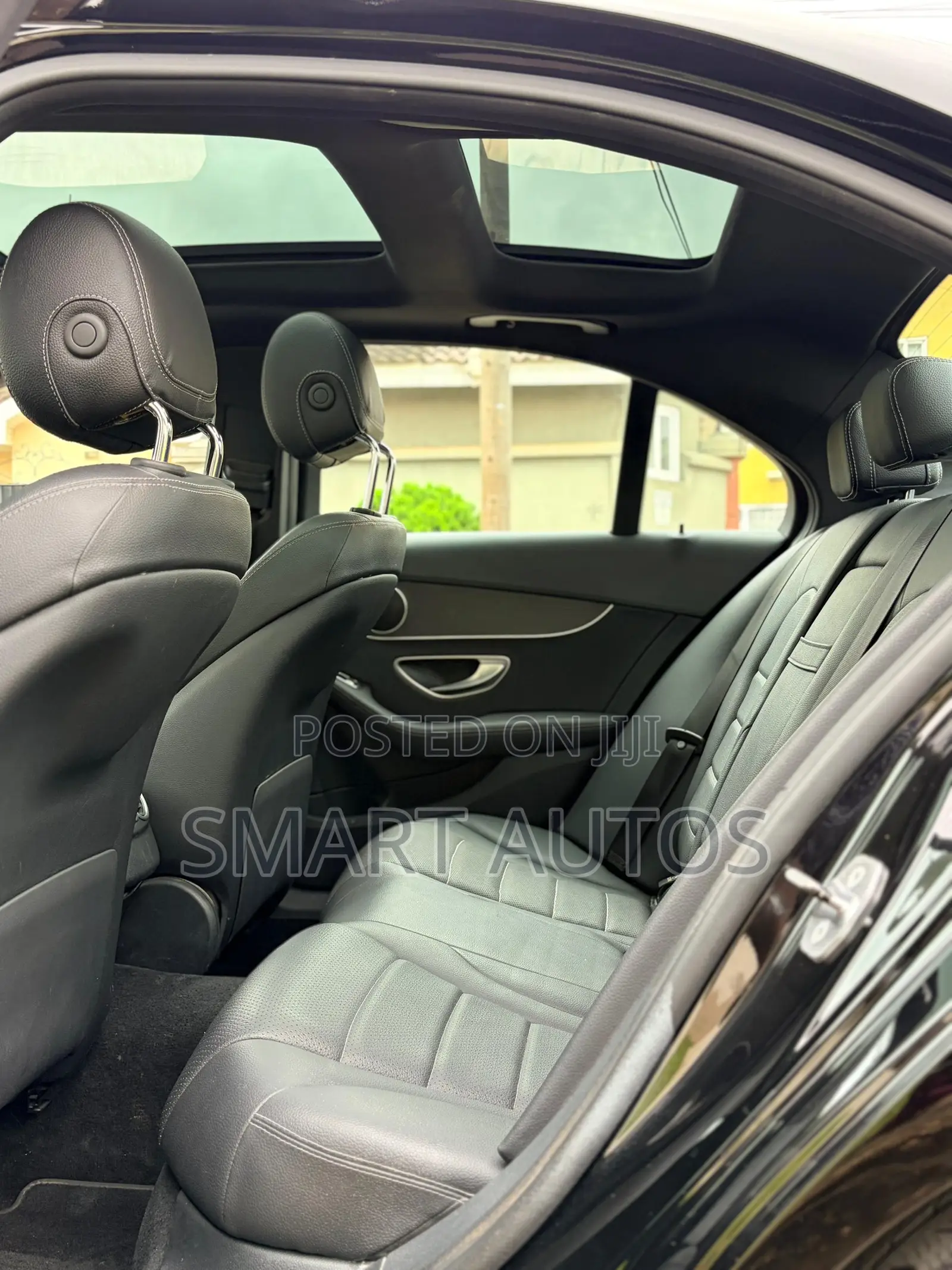 Mercedes-Benz C300 2020 Black