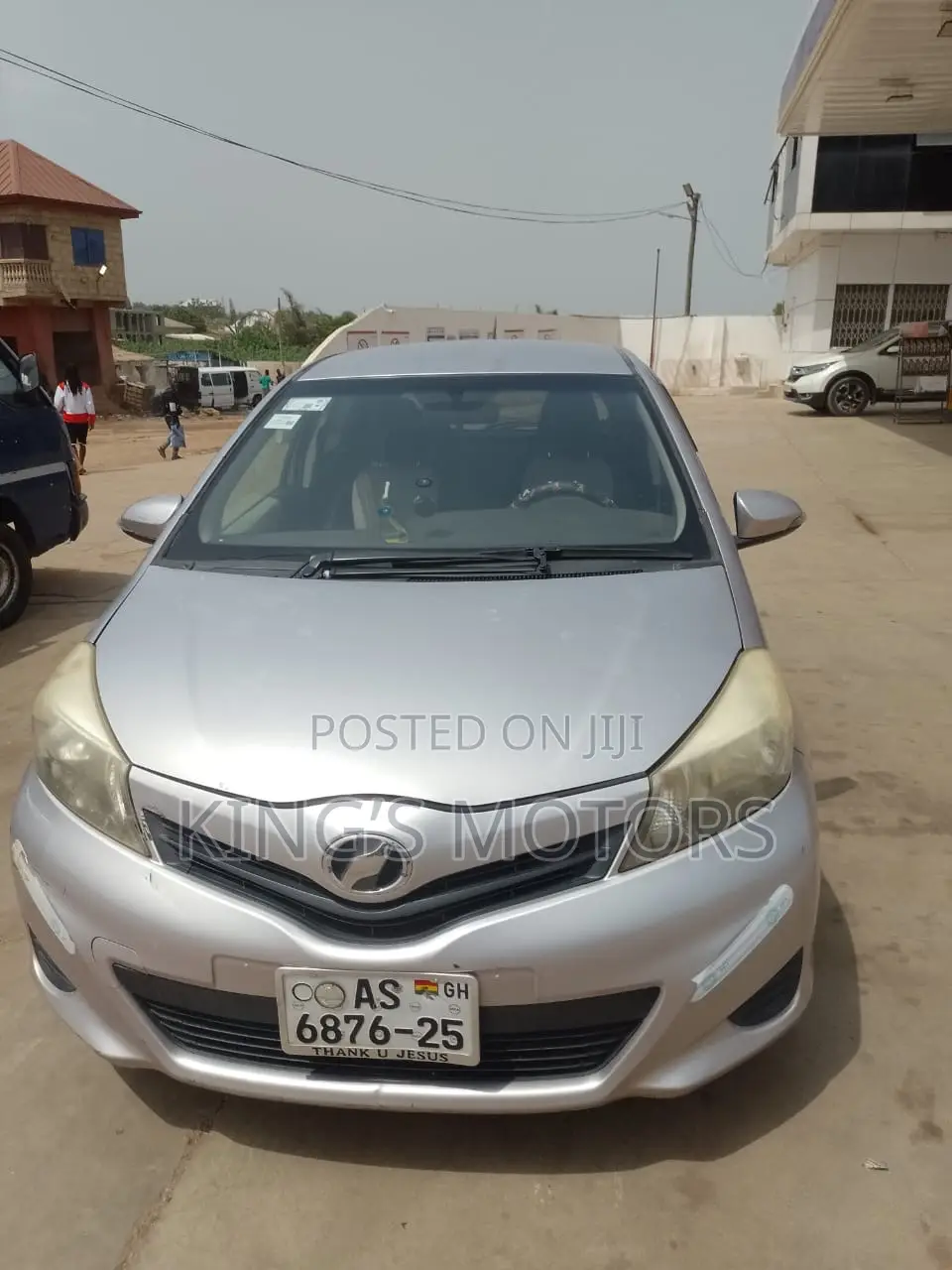 Toyota Vitz 1.5 FWD 5dr 2013 Silver