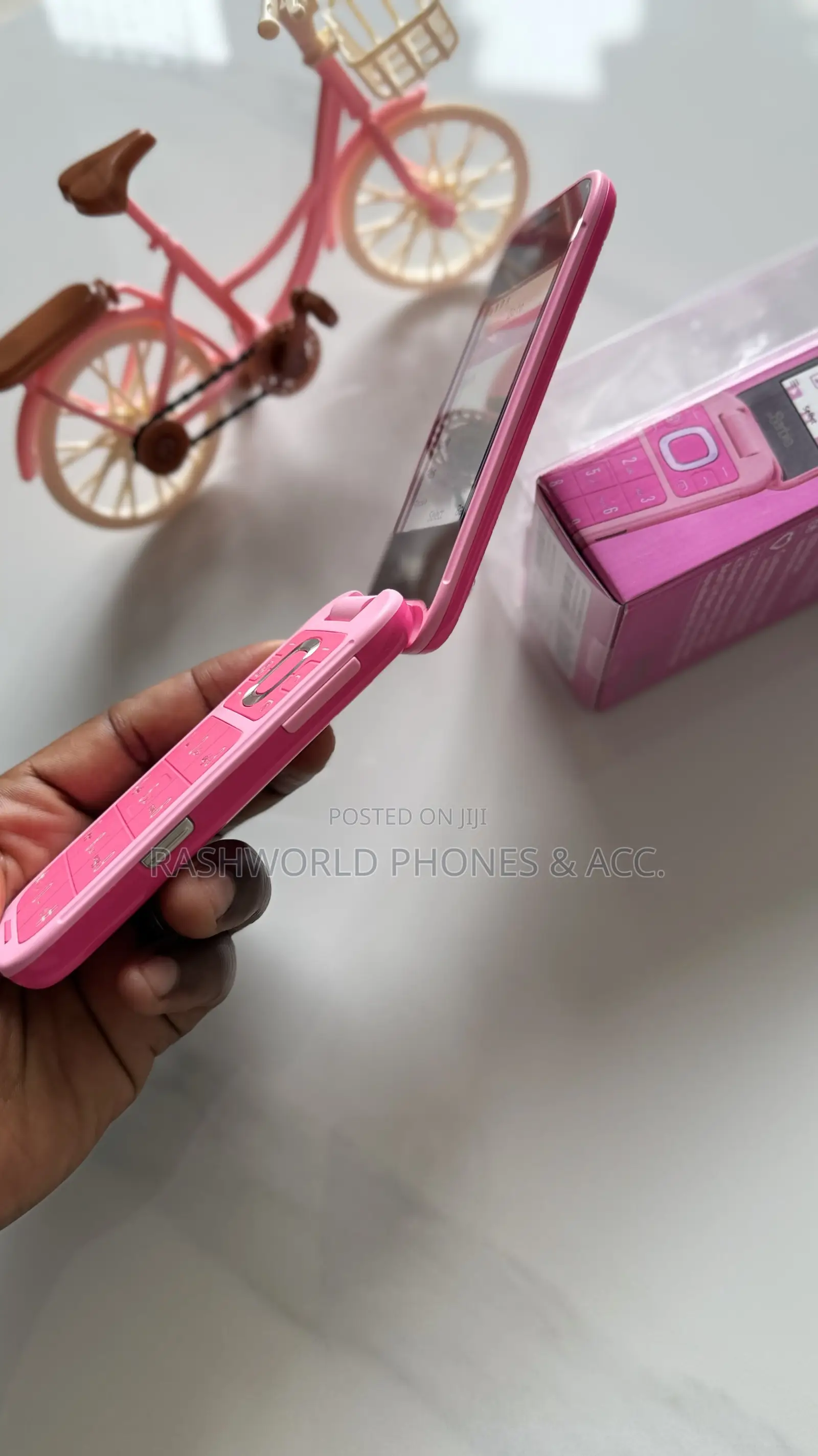 New Nokia 2660 Flip Pink