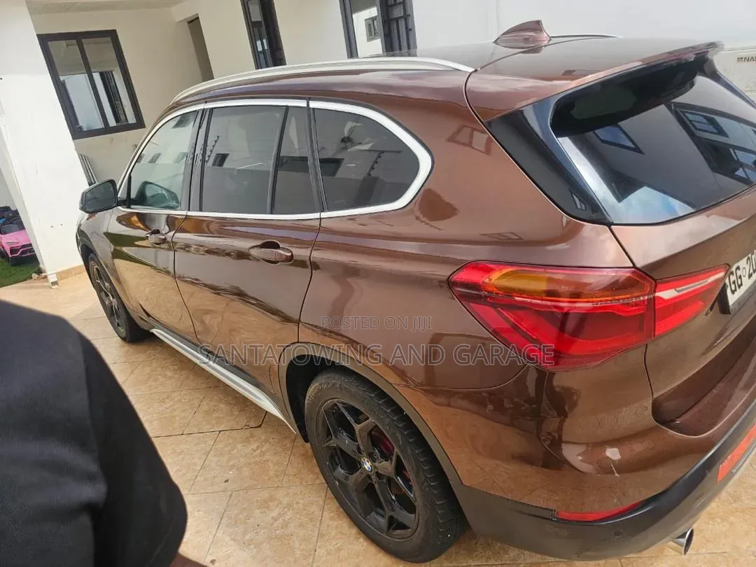 BMW X1 2018 Gold