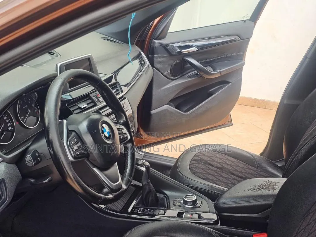 BMW X1 2018 Gold
