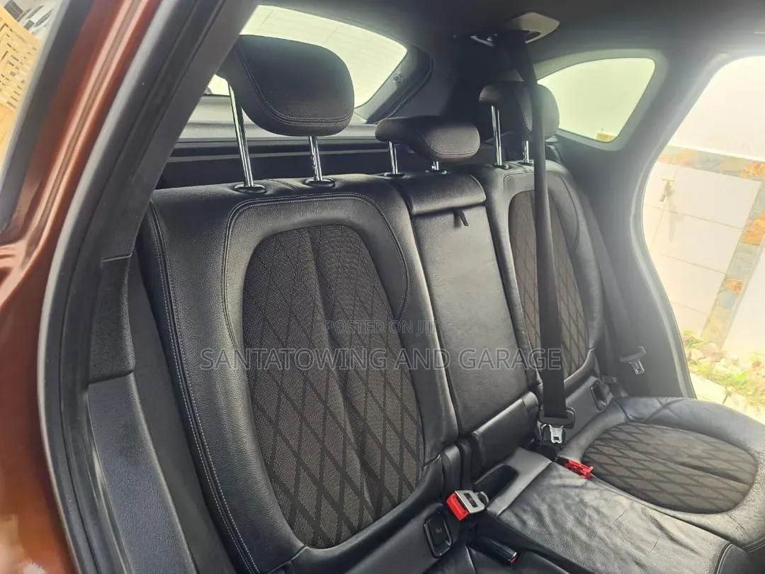 BMW X1 2018 Gold