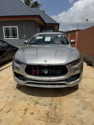 Maserati Levante S AWD 2017 Silver