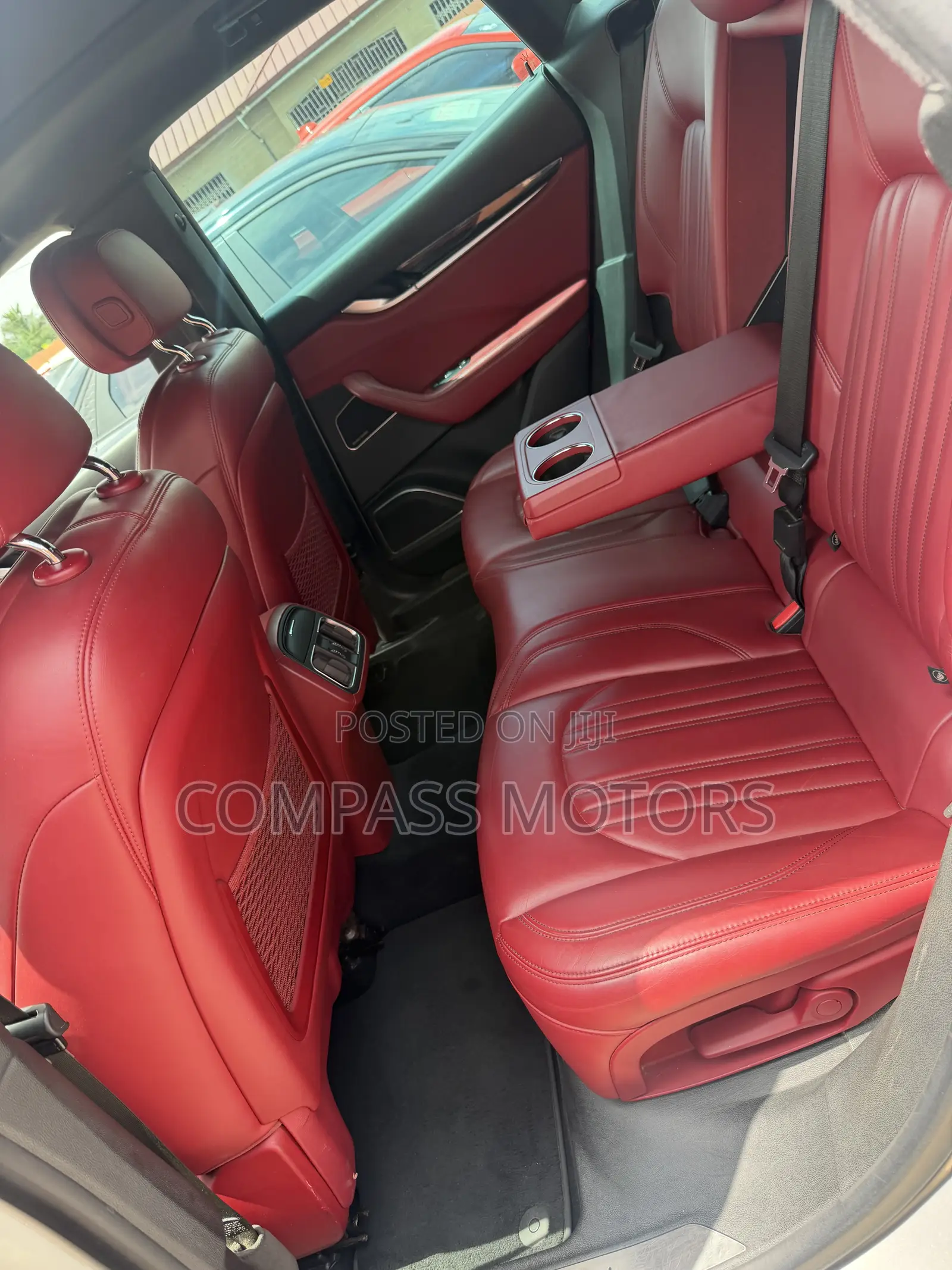 Maserati Levante S AWD 2017 Silver